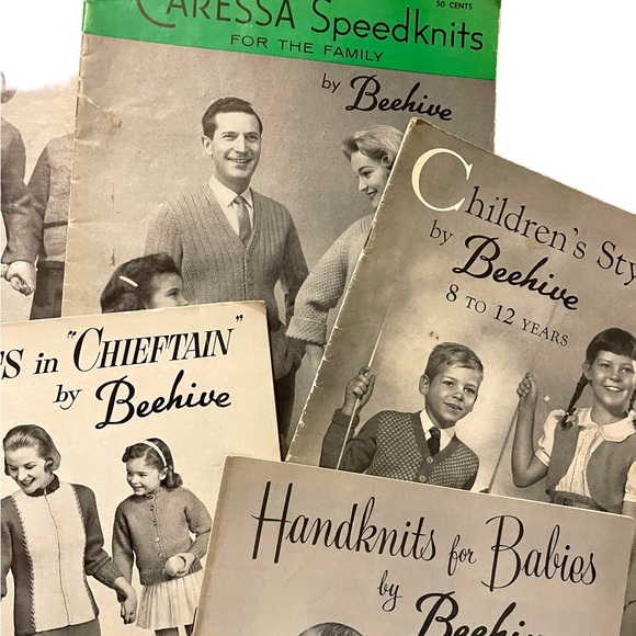 (9) Lot of 7pcs Vintage Beehive 1950s Knitting books baby family child - Picture 5 of 6